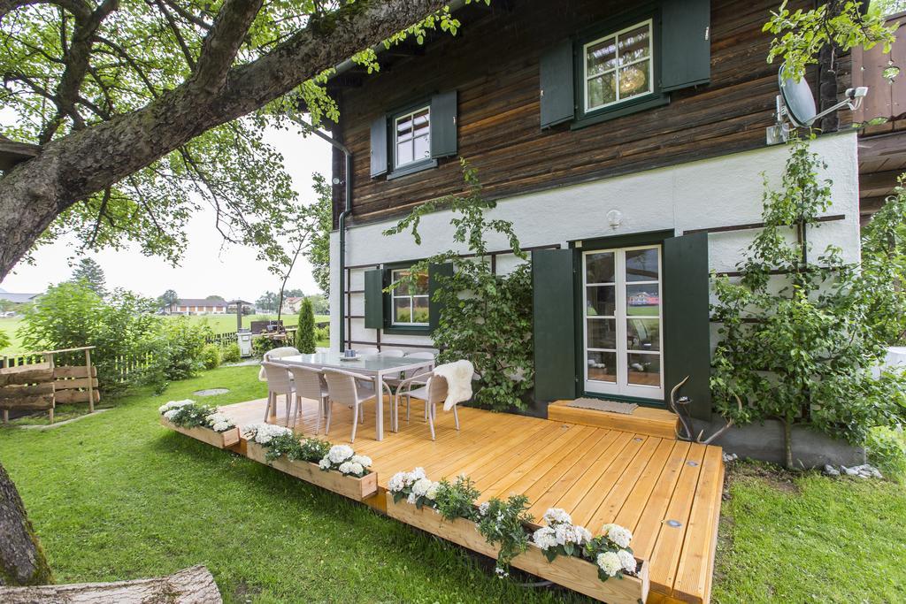 Forest Chalet, 15 Min To Salzburg Olt Town, And Most Beautiful Lakes, Secluded Location, 1,000 Sqm Garden, Mountainview, Panorama Sauna, Bath Whirlpool, Bbq&Bikes&Sunbeds For Free, Up To 10 P Golling an der Salzach Bagian luar foto